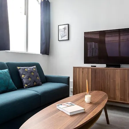 Apartamento Peaceful Haven For 4 In Le Marais París